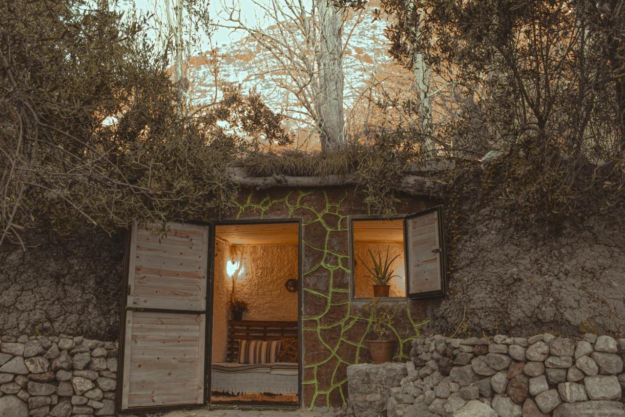 Hobbit Village Дана Экстерьер фото
